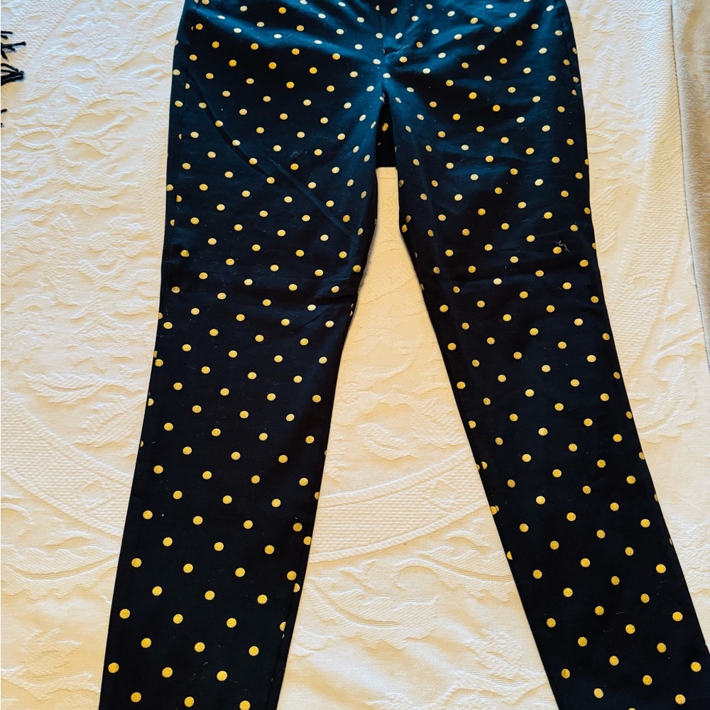 Old Navy Black pants with porka Dots